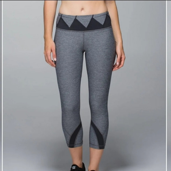 Lululemon Run Inspire Crop Leggings - Picture 1 of 9